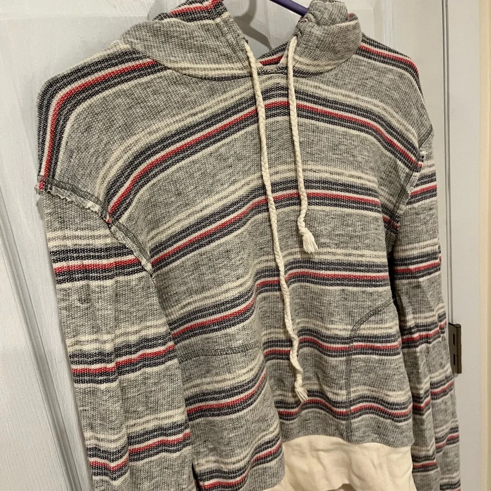 FP Sweatshirt✨ - Picture 2 of 4